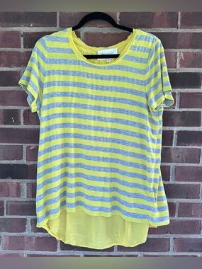 Two by Vince Camuto Women’s M Yellow Gray Striped Top High Low Back Slit